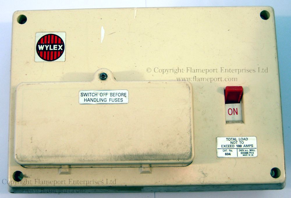 Wylex Standard white plastic fuseboxes