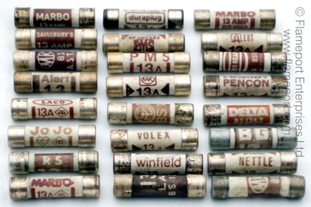 Collection of 13A BS1363 fuses of various makes