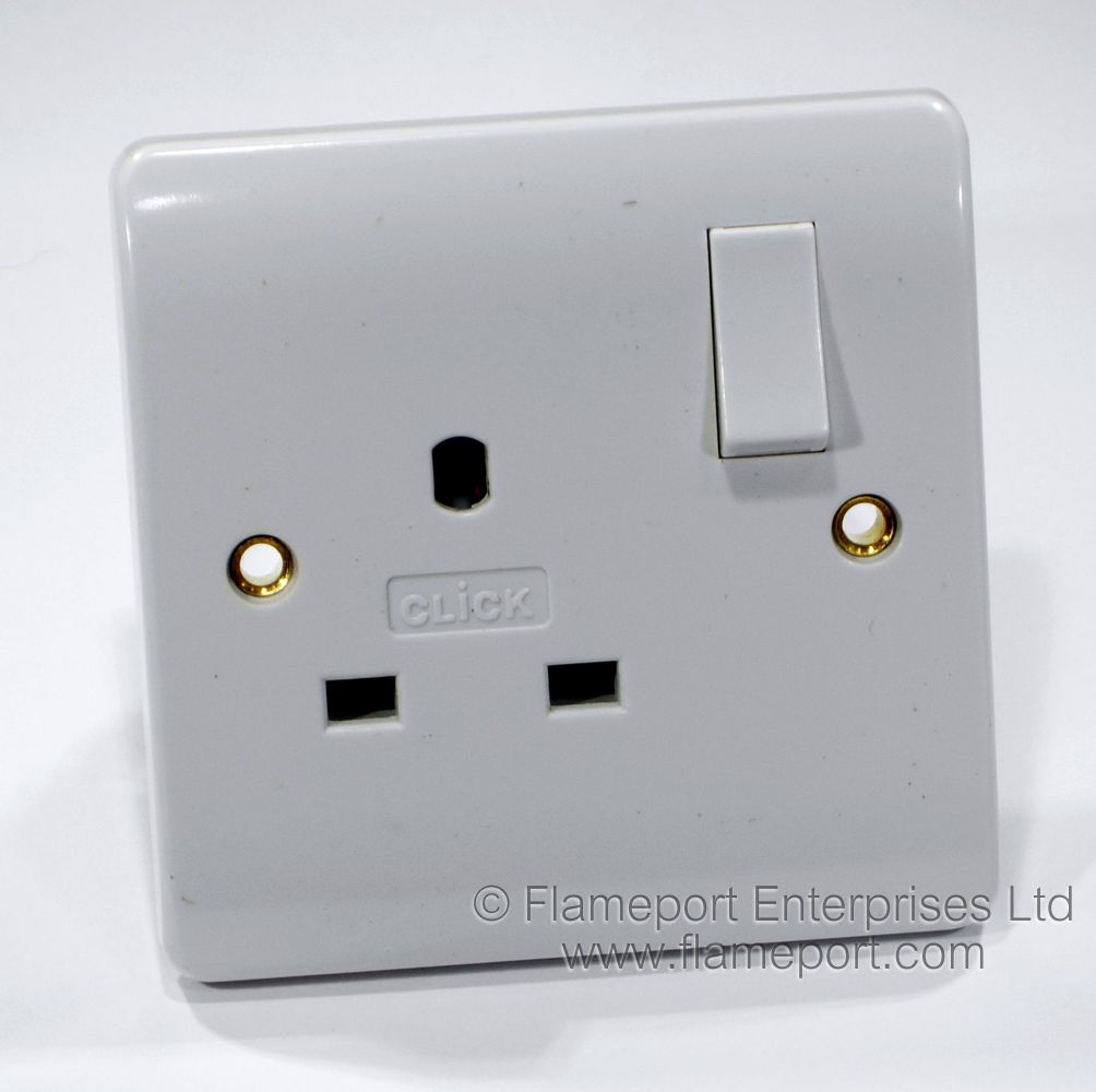 Click Scolmore non standard plug and socket