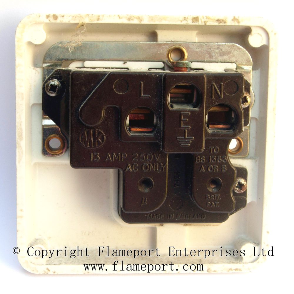 MK plastic single socket outlets
