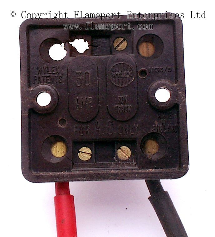 Wylex 30 amp isolator switch