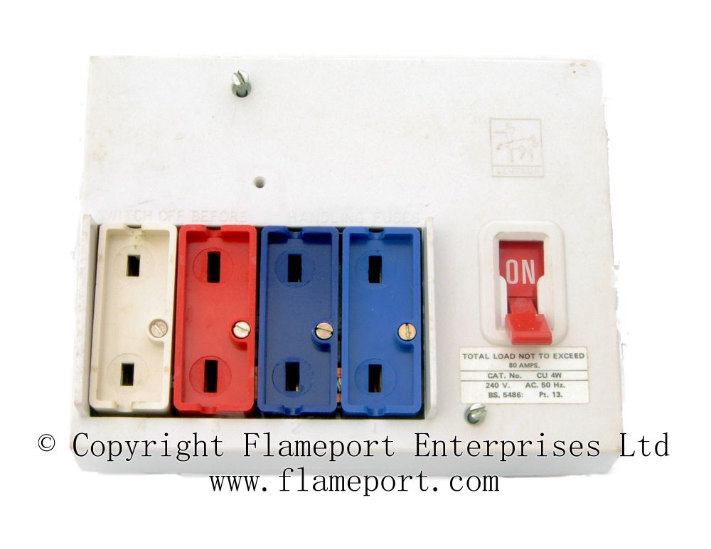 Centaur white plastic 4 way fusebox wylex fuse box cover 