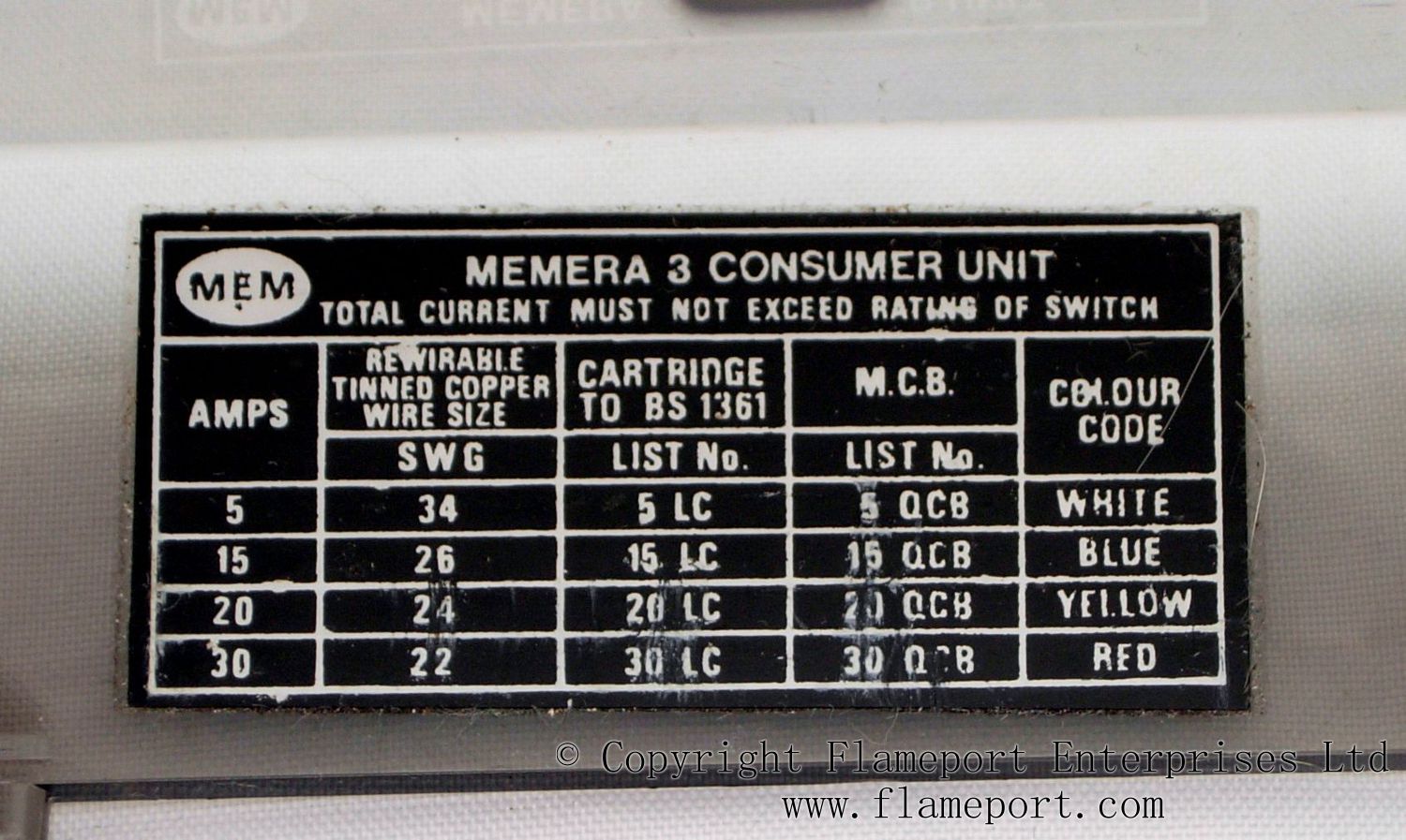 MEM 30 AMP CARTRIDGE FUSE HOLDER WITH BASE 30A MEMERA TESTED