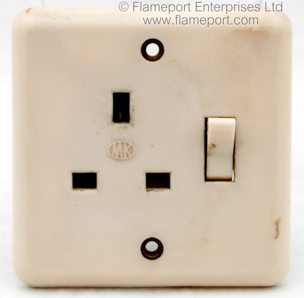 MK plastic single socket outlets