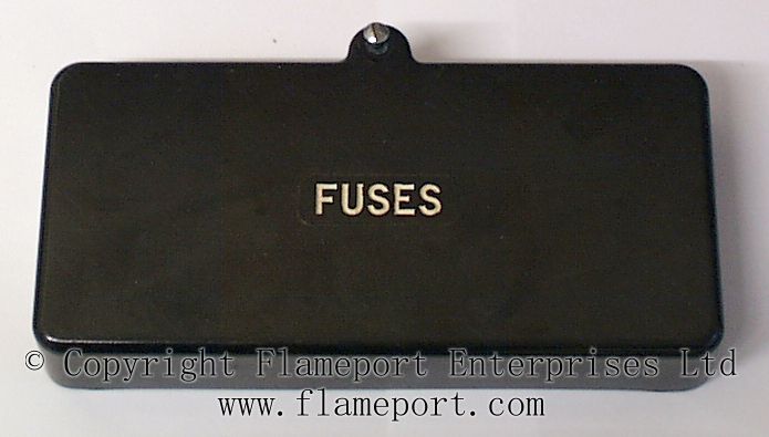 Wylex Standard 6 way fusebox with brown wooden frame brown wylex fuse box 