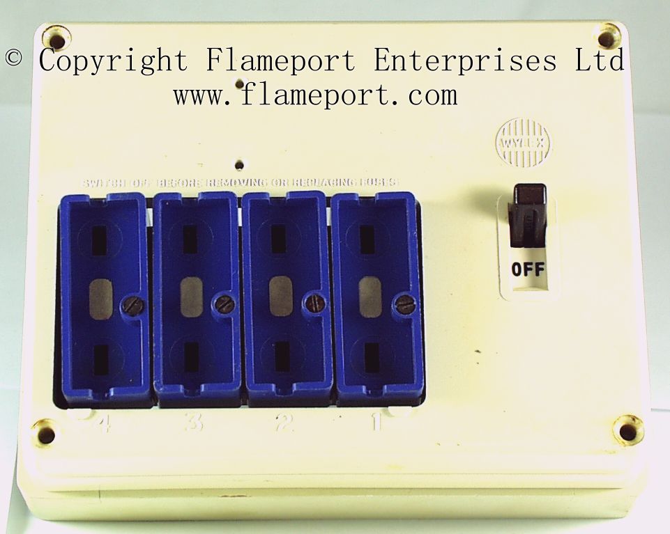 Wylex Standard 4 way fusebox with white wooden frame | Wylex 4 Way Fuse Box | | Flameport Electrical