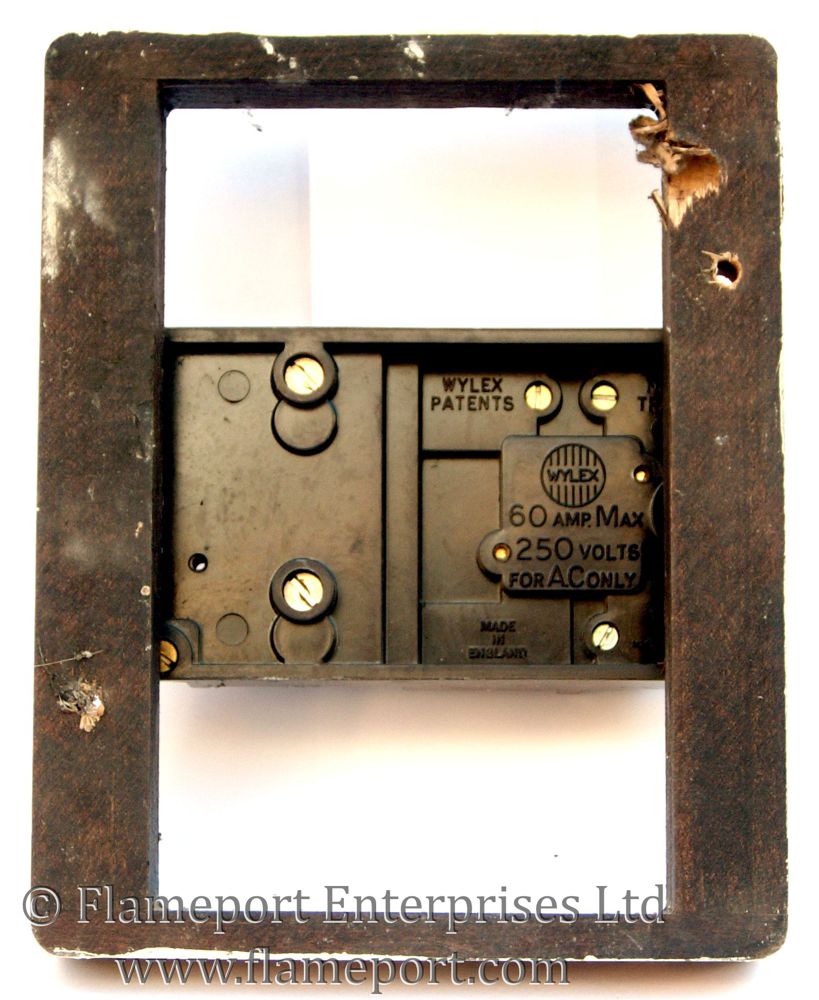 Back view of Wylex 60A switchfuse Internal frame of a Wylex 1 way 60A fusebox